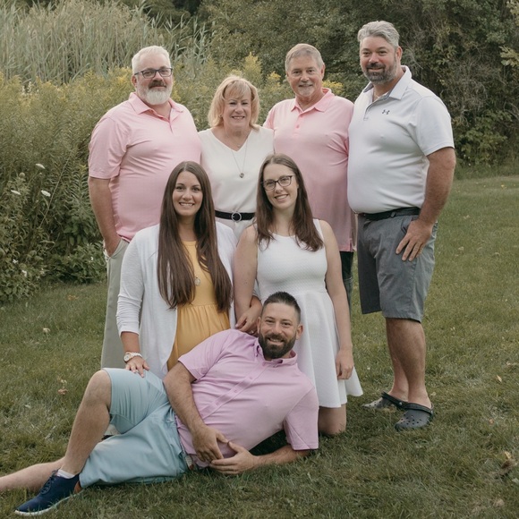 Meet your Posher, Margot - Picture 2 of 2